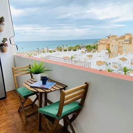 Soleado Reformado 2 Hab. En Playamar * Torremolinos