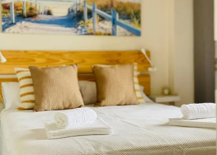 Soleado Reformado 2 Hab. En Playamar Torremolinos